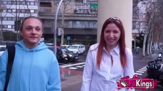 Porren börjar, mogen och ung. Alice Biancci, Vanessa Colombiana, Lucia Bianco och den rödhåriga studenten Astrid Ortiz. Fakings